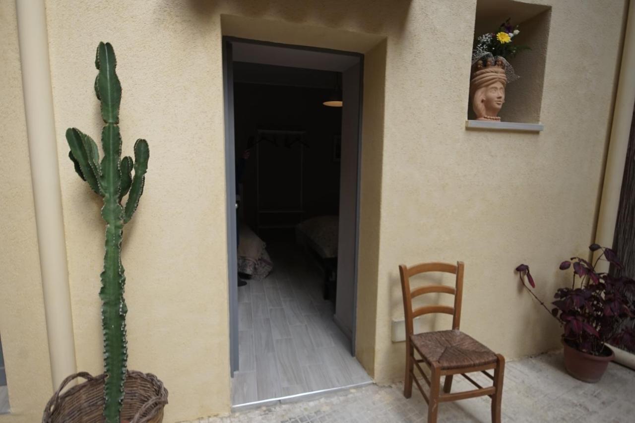 Locazione Turistica Domus Re Bed & Breakfast Agrigento Luaran gambar