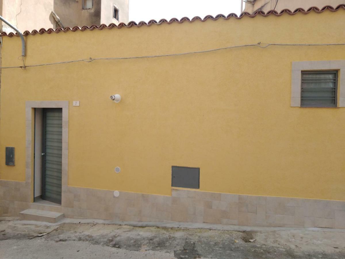 Locazione Turistica Domus Re Bed & Breakfast Agrigento Luaran gambar